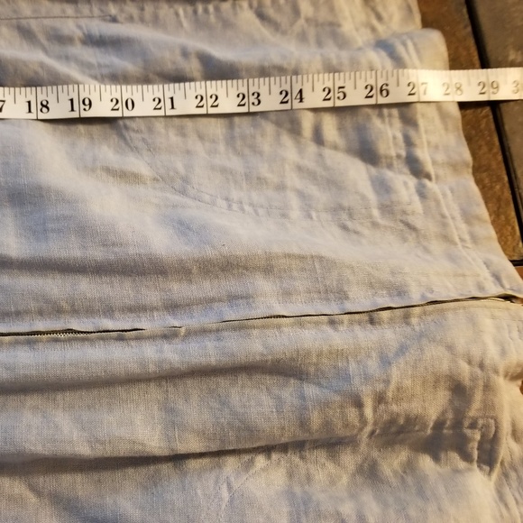 Pale Blue Linen Zip Up 🦚 3 for $21 or 6 for $30 - Picture 7 of 7